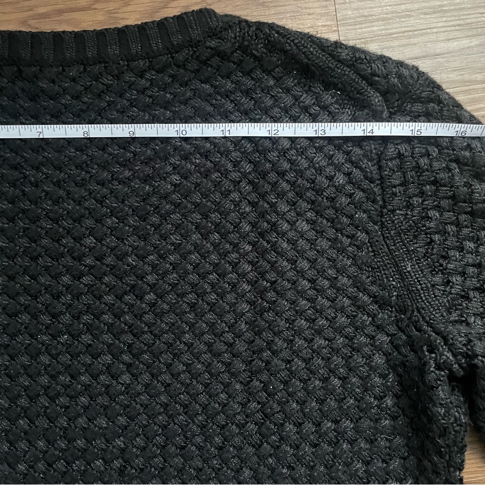 Banana Republic Black Crew Neck Sweater with Textured Knit - Size XS - Picture 9 of 9